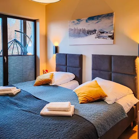 Widokowy Karpatia Z Garazem, 3